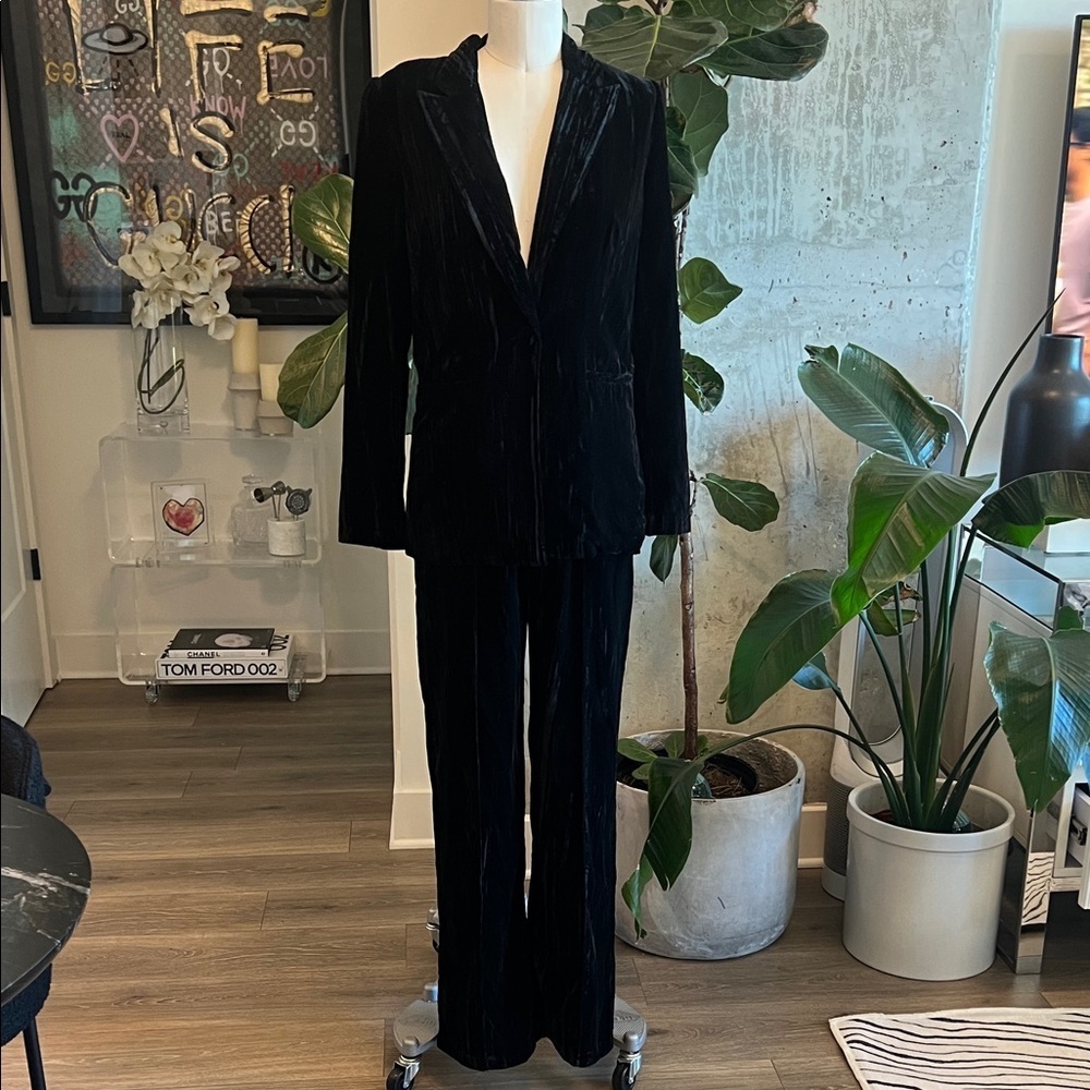 Leyden Black Velvet Women's Pantsuit